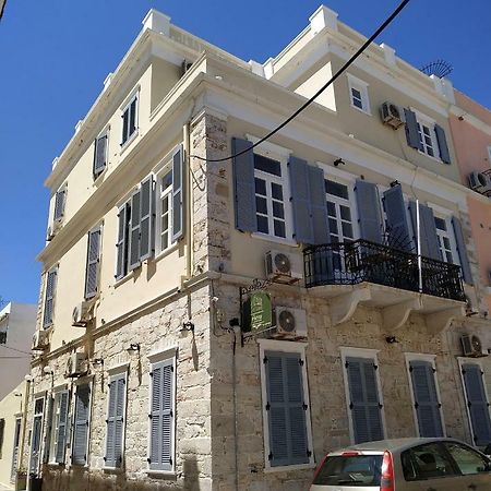 ארמופוליס Fiera Guesthouse מראה חיצוני תמונה