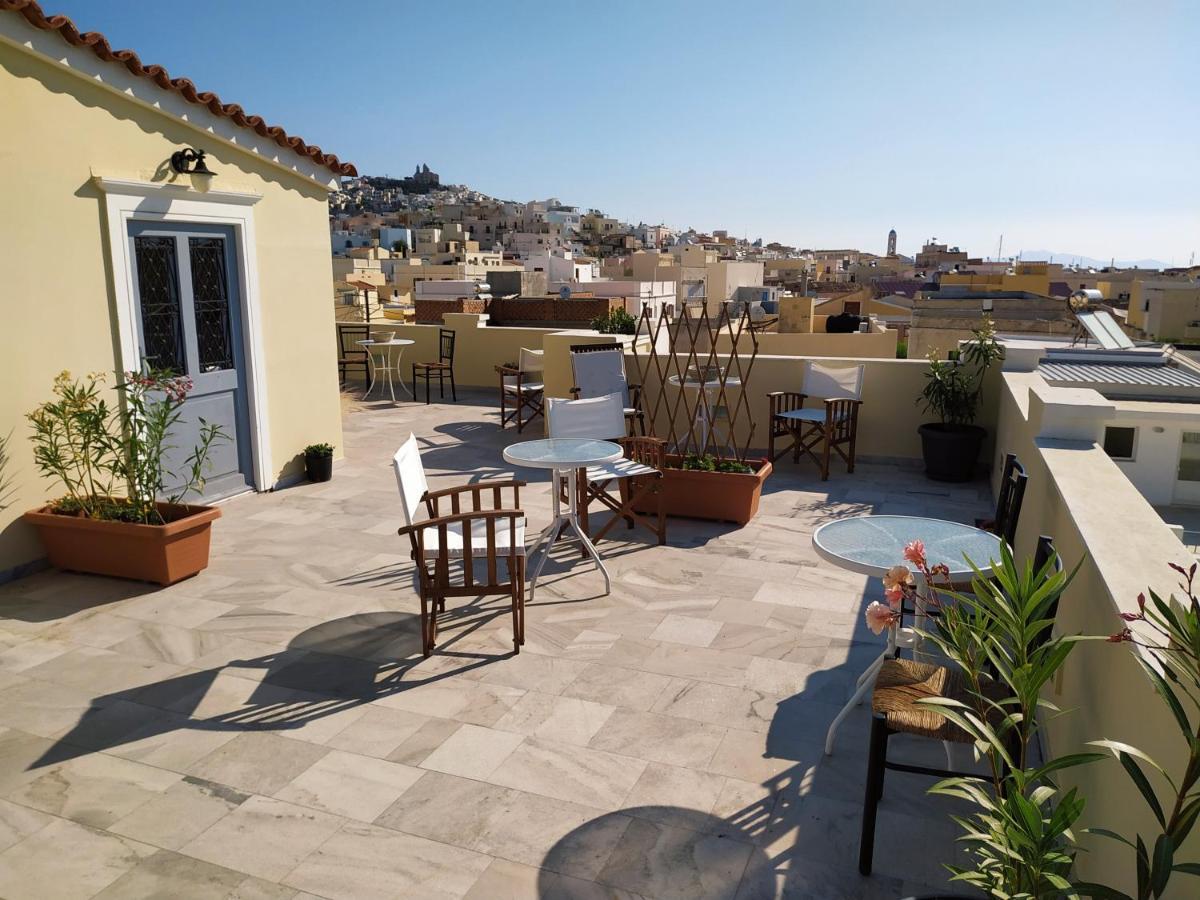 ארמופוליס Fiera Guesthouse מראה חיצוני תמונה