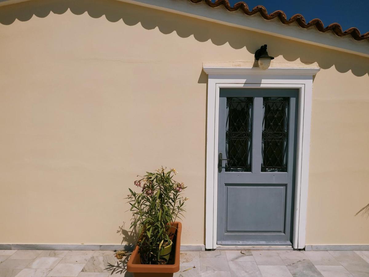 ארמופוליס Fiera Guesthouse מראה חיצוני תמונה