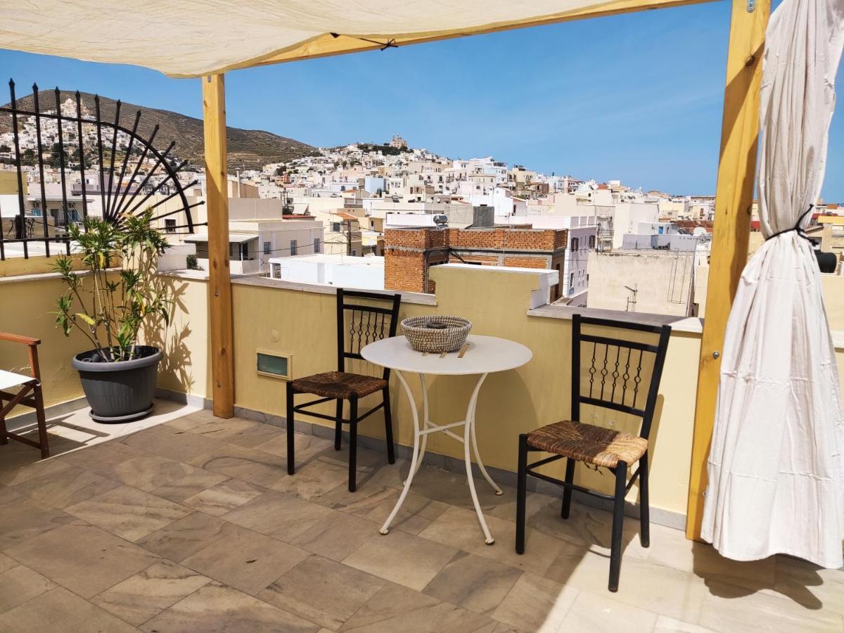 ארמופוליס Fiera Guesthouse מראה חיצוני תמונה