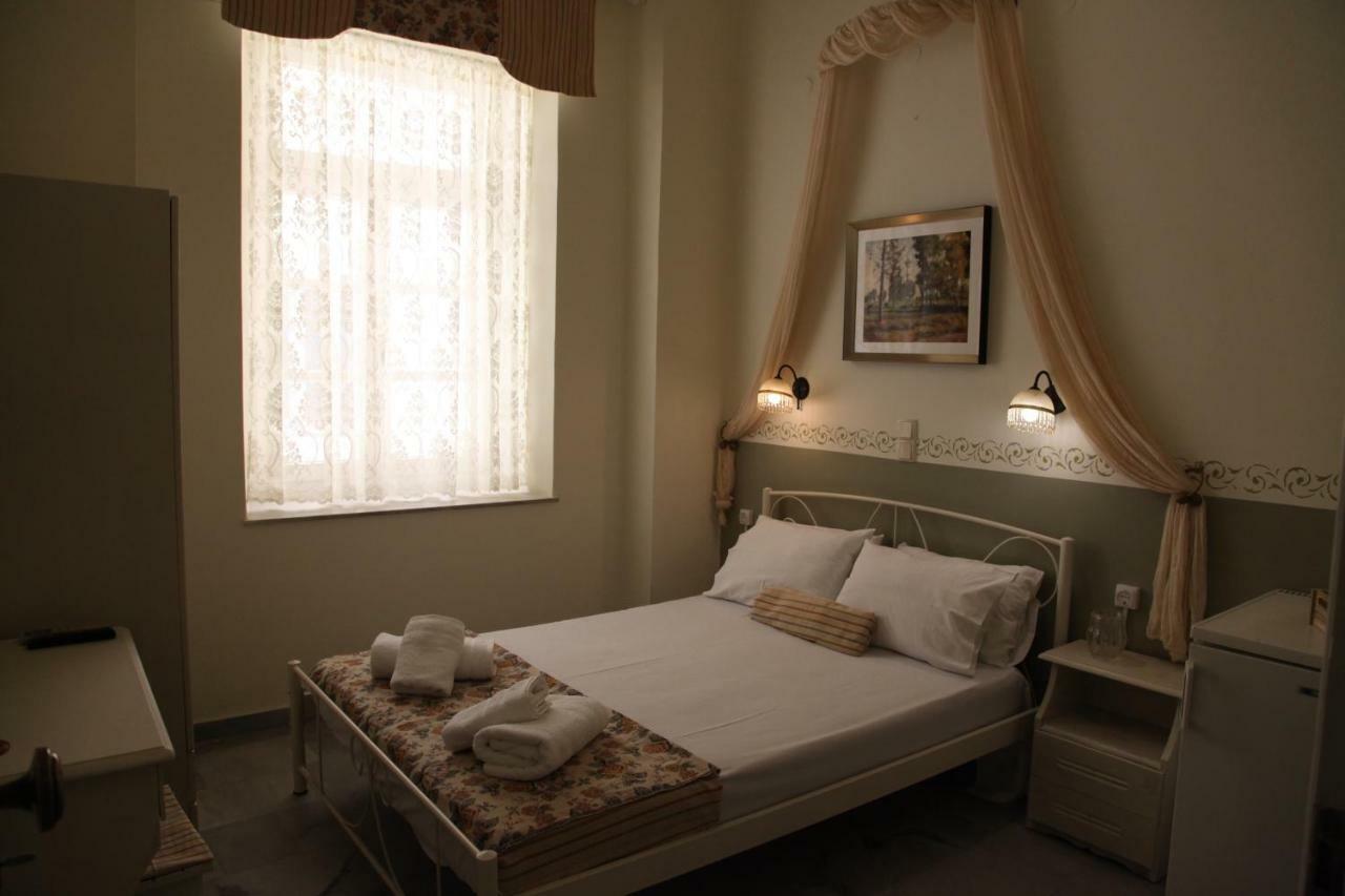 ארמופוליס Fiera Guesthouse מראה חיצוני תמונה