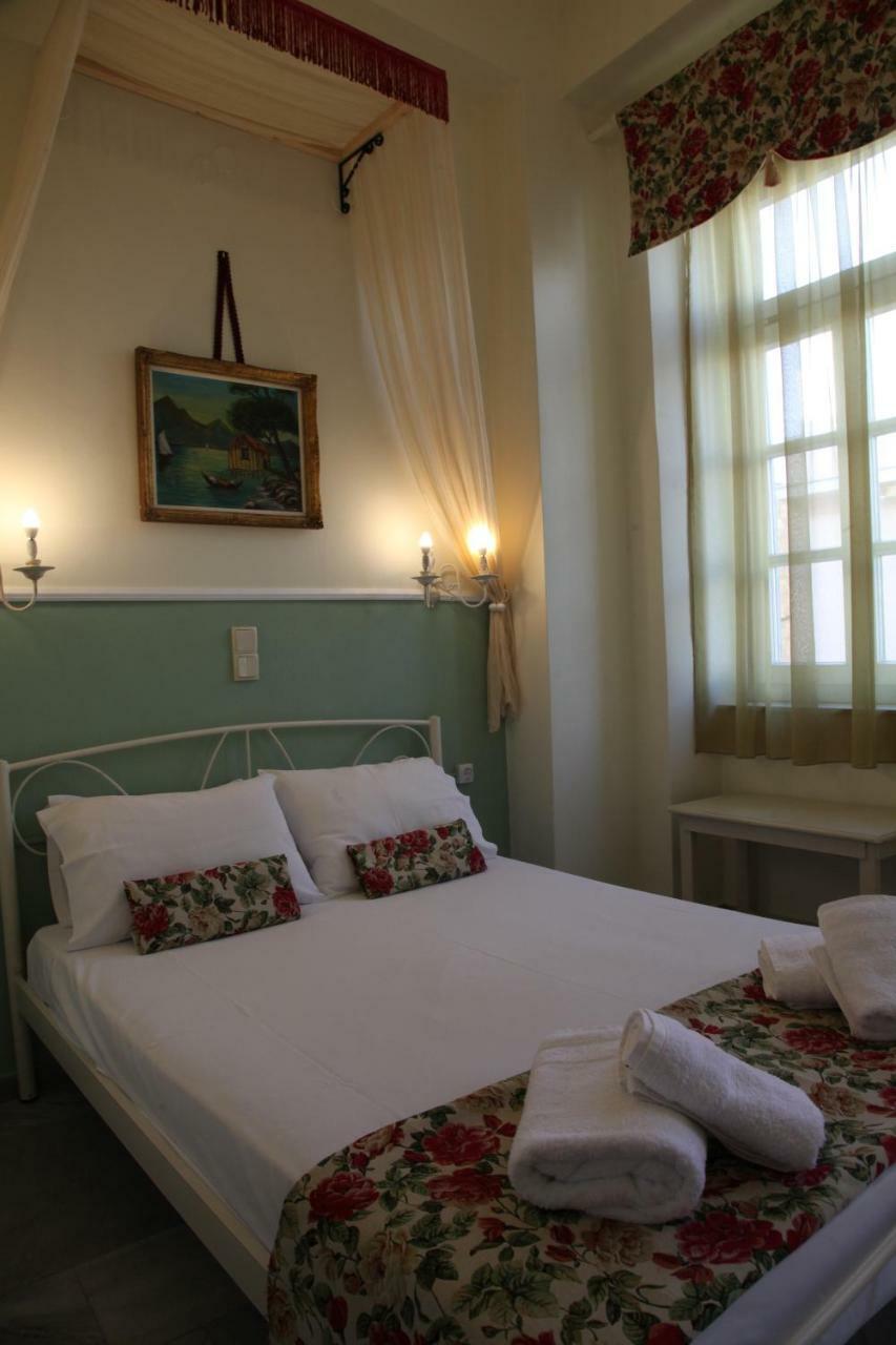 ארמופוליס Fiera Guesthouse מראה חיצוני תמונה
