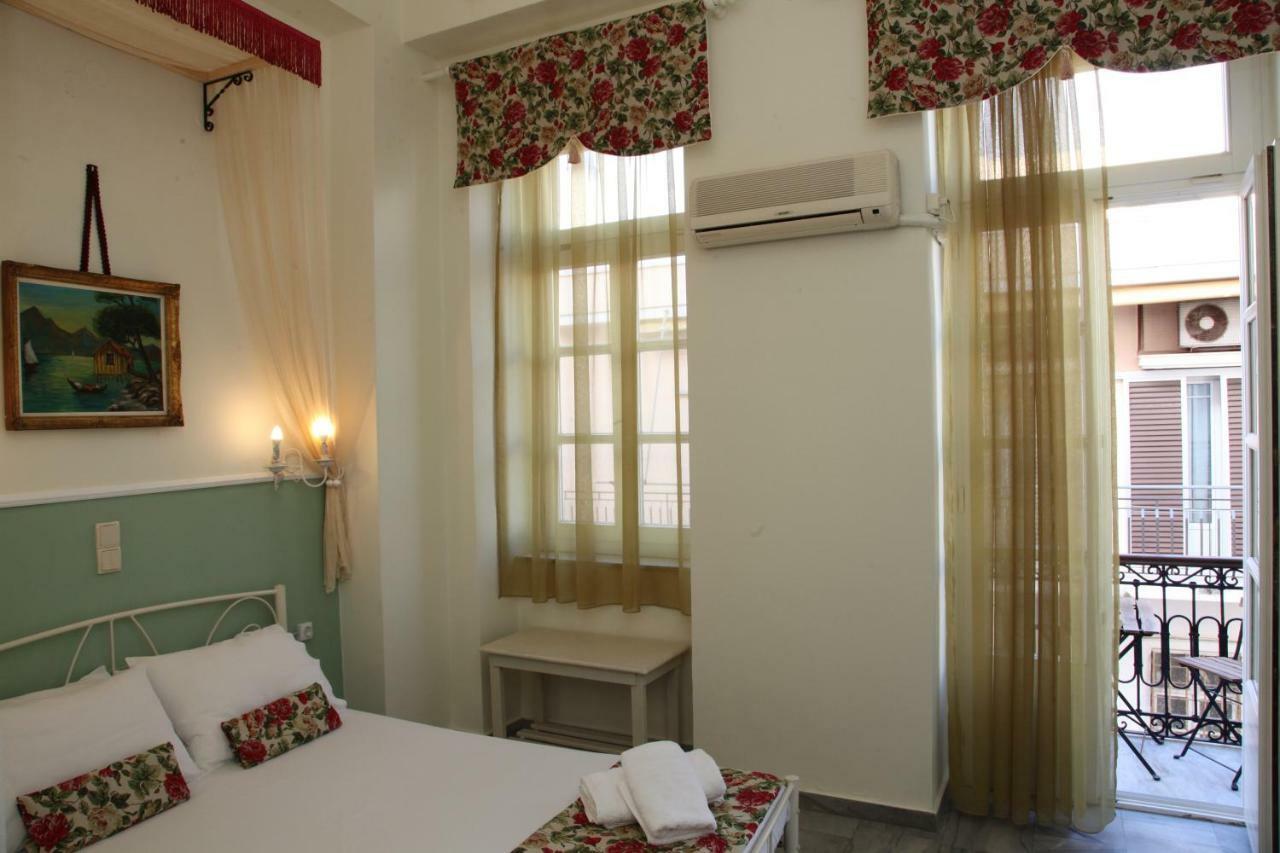 ארמופוליס Fiera Guesthouse מראה חיצוני תמונה