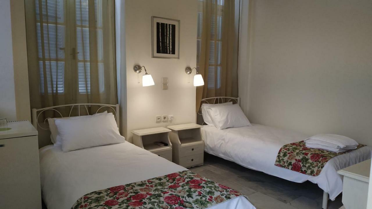ארמופוליס Fiera Guesthouse מראה חיצוני תמונה