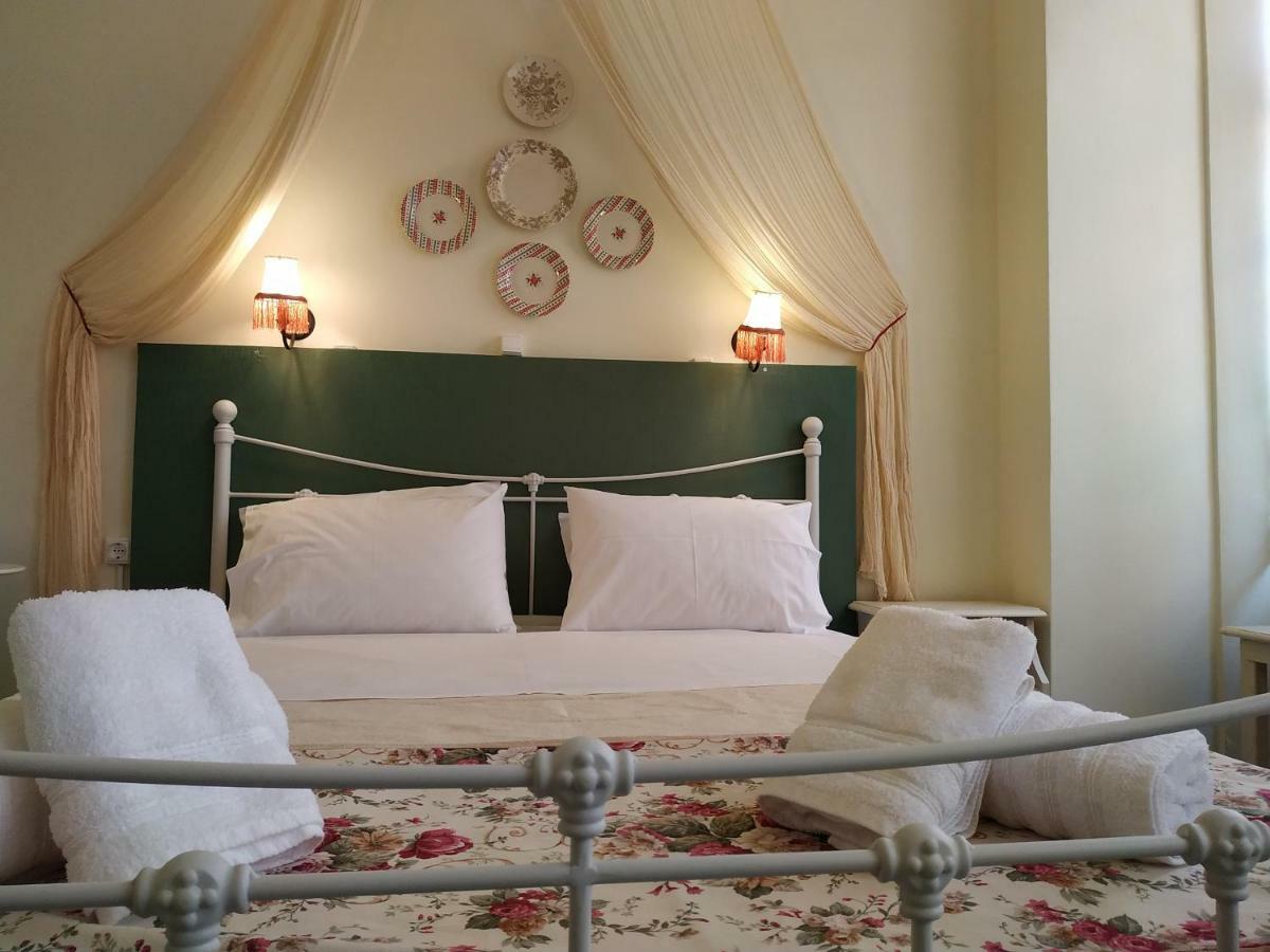 ארמופוליס Fiera Guesthouse מראה חיצוני תמונה