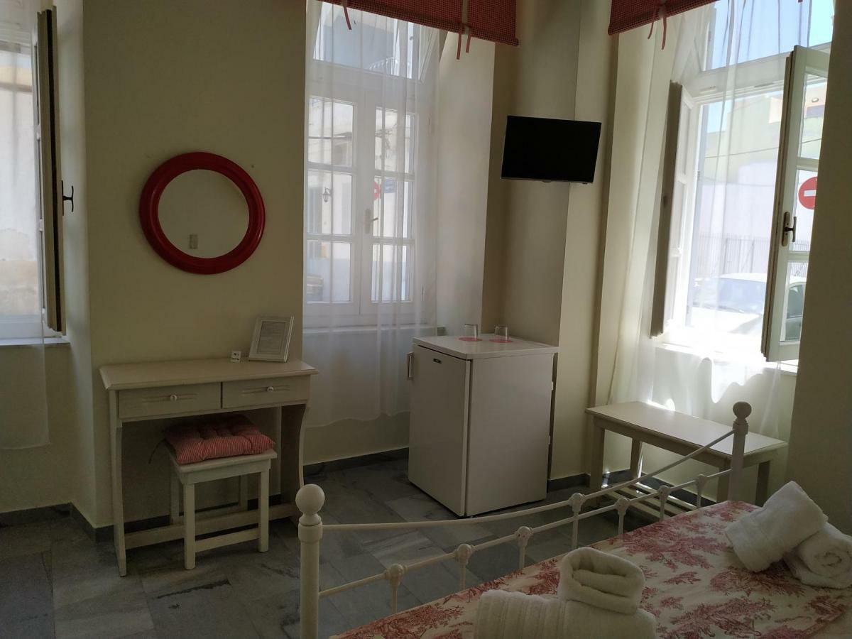 ארמופוליס Fiera Guesthouse מראה חיצוני תמונה
