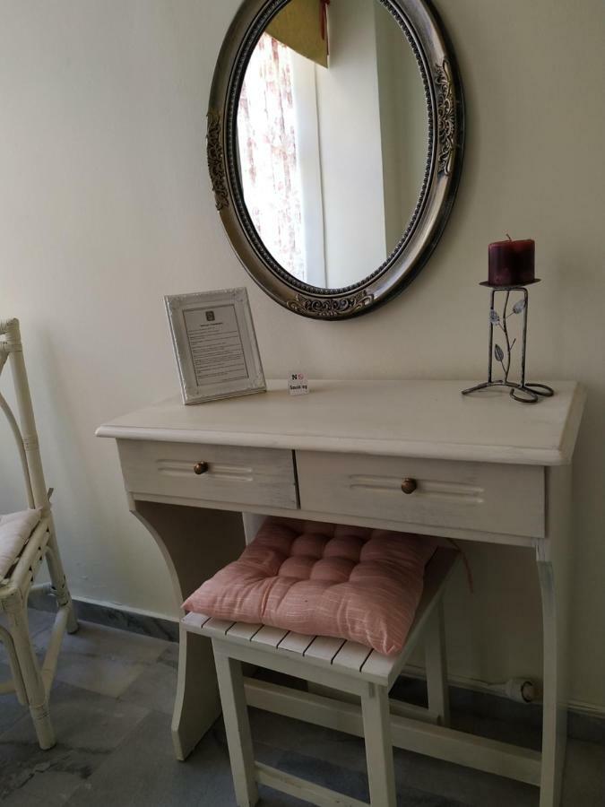 ארמופוליס Fiera Guesthouse מראה חיצוני תמונה