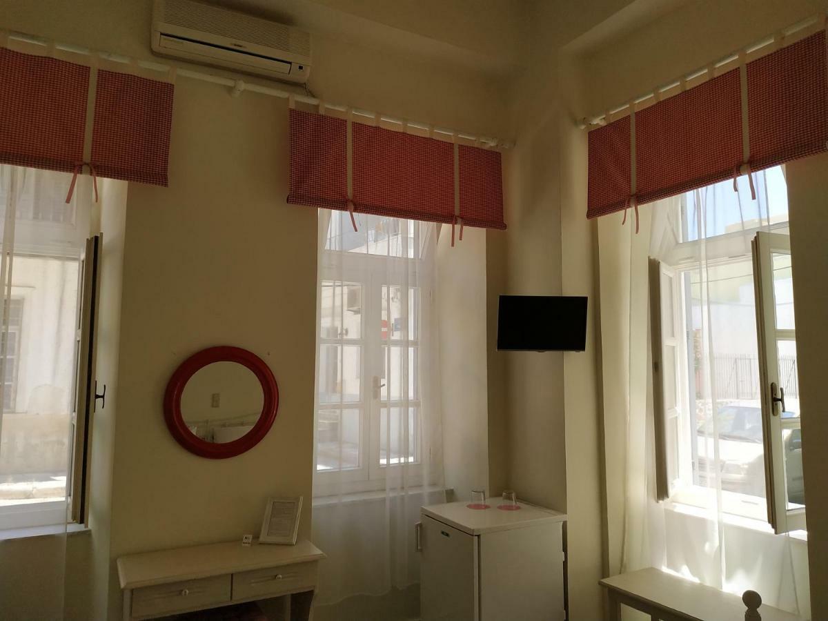 ארמופוליס Fiera Guesthouse מראה חיצוני תמונה